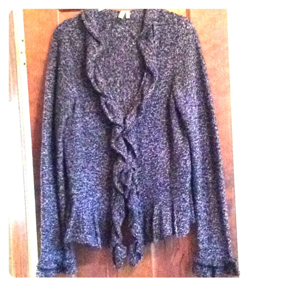 🍁 BUNDLE 2 for $10 - Ruffle Sweater!